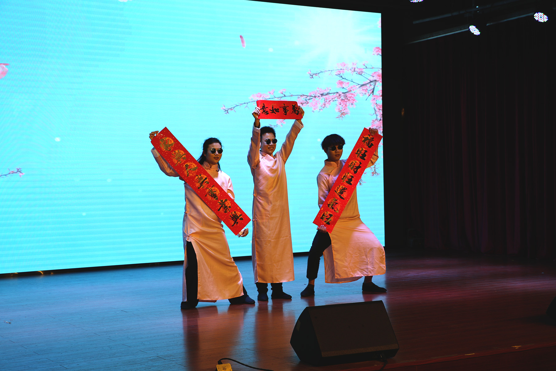 2021年天顺娱乐化学迎新联欢晚会-《桃花朵朵开》